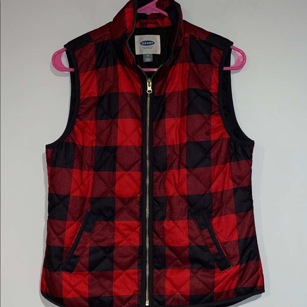 Old Navy Red and Black Buffalo Plaid Vest Sz Medium